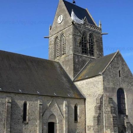 Gite En Cotentin Villa Etienville Eksteriør bilde