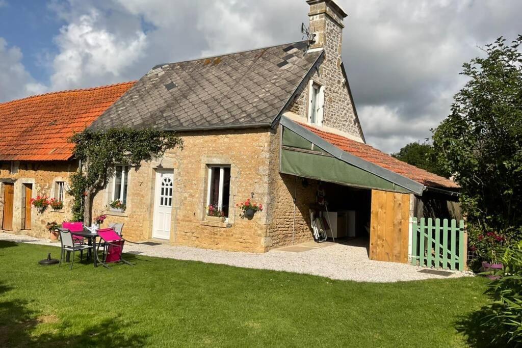 Gite En Cotentin Villa Etienville Eksteriør bilde